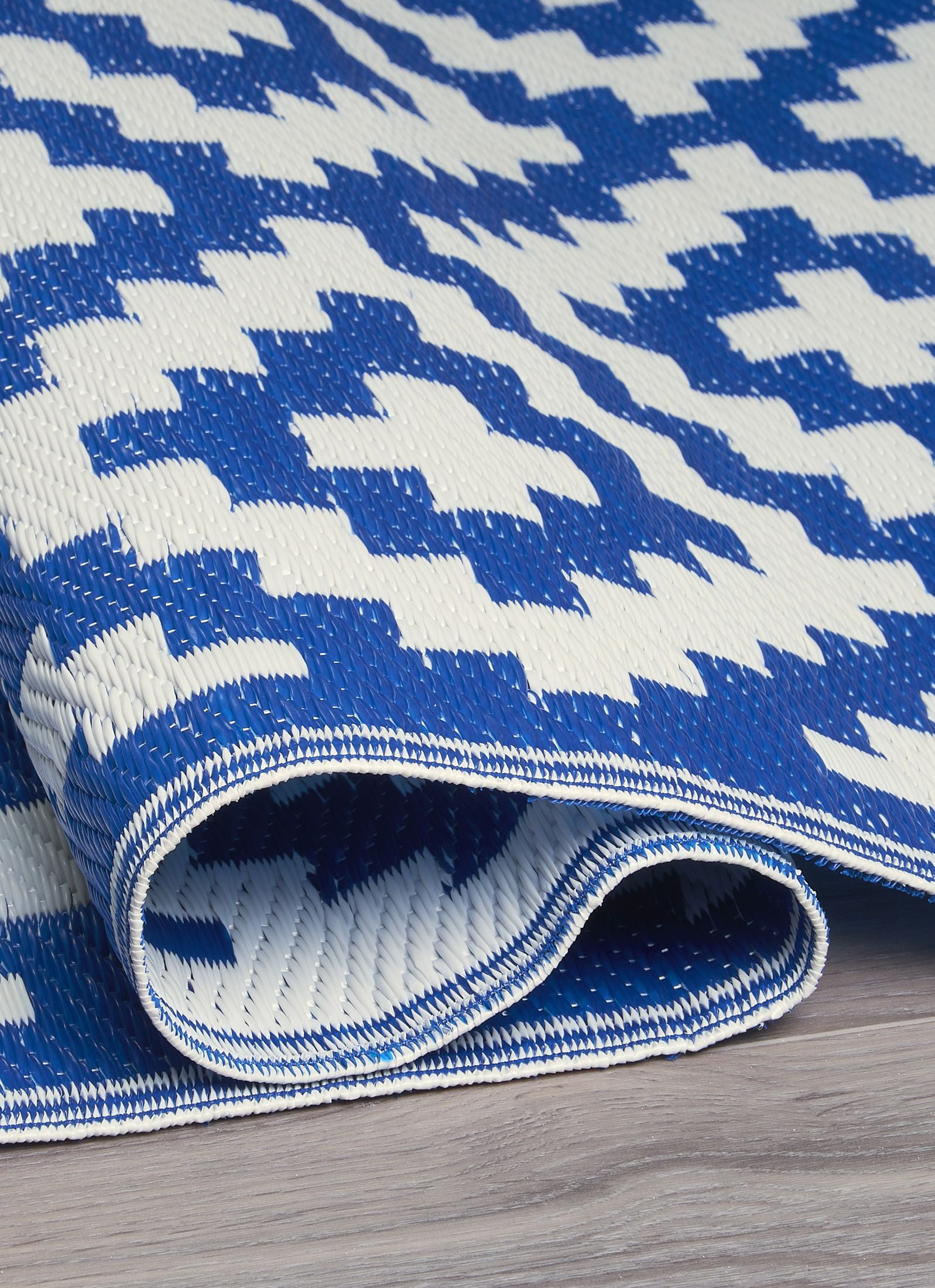 FH Home Outdoor Rug - Waterproof, Fade Resistant, Reversible - Premium Recycled Plastic - Geometric - Large Patio, Deck, Sunroom, RV, Camping - Aztec - Blue & White - 9 x 12 ft Foldable
