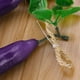 thumbnail image 5 of EeaseMX 5 cuerdas colgantes de berenjenas artificiales para verduras y frutas, ideal para decorar paredes de cocinas, restaurantes y granjas., 5 of 7