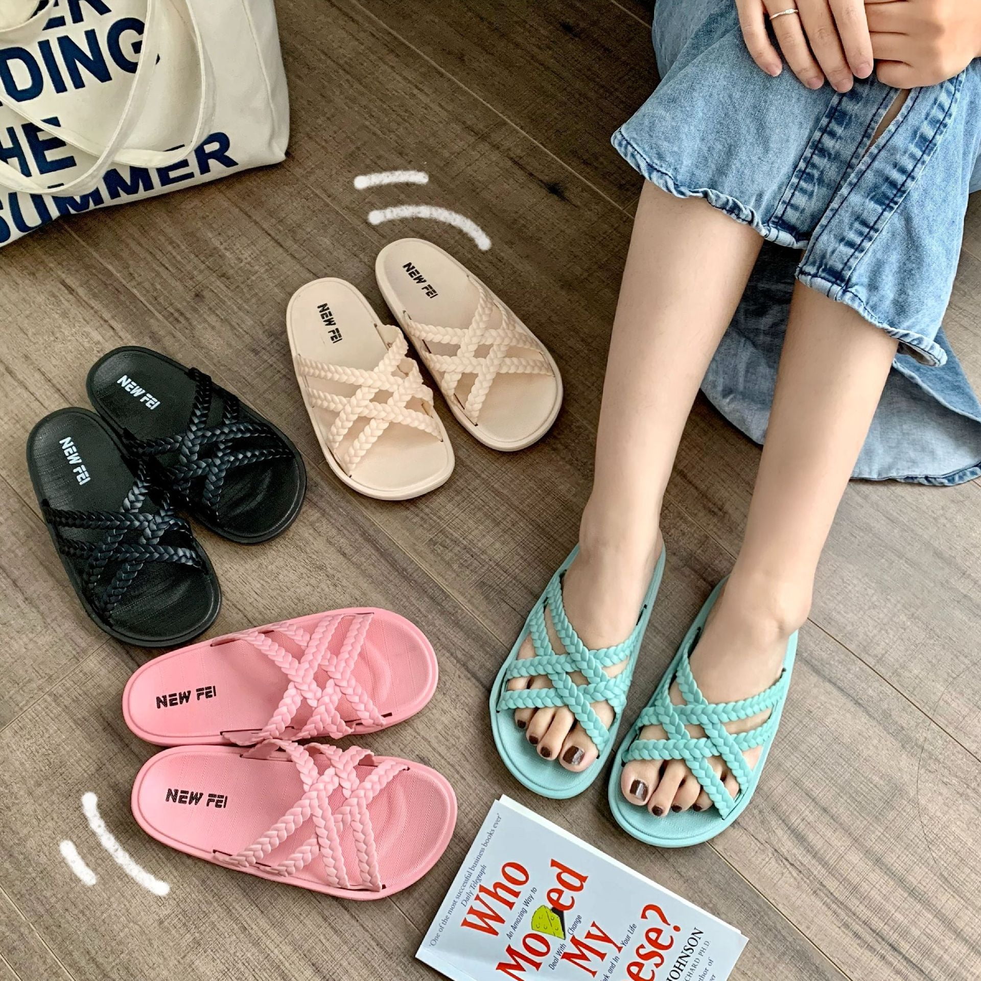 Women s Summer Slippers with Arch Support Lightweight Beach Slide Slippers Open Toe Outdoor Indoor Shoes