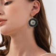 thumbnail image 4 of Aros Joya Love Hechos a Mano con Cuentas de Colores Negros 3.2 cm, 4 of 7