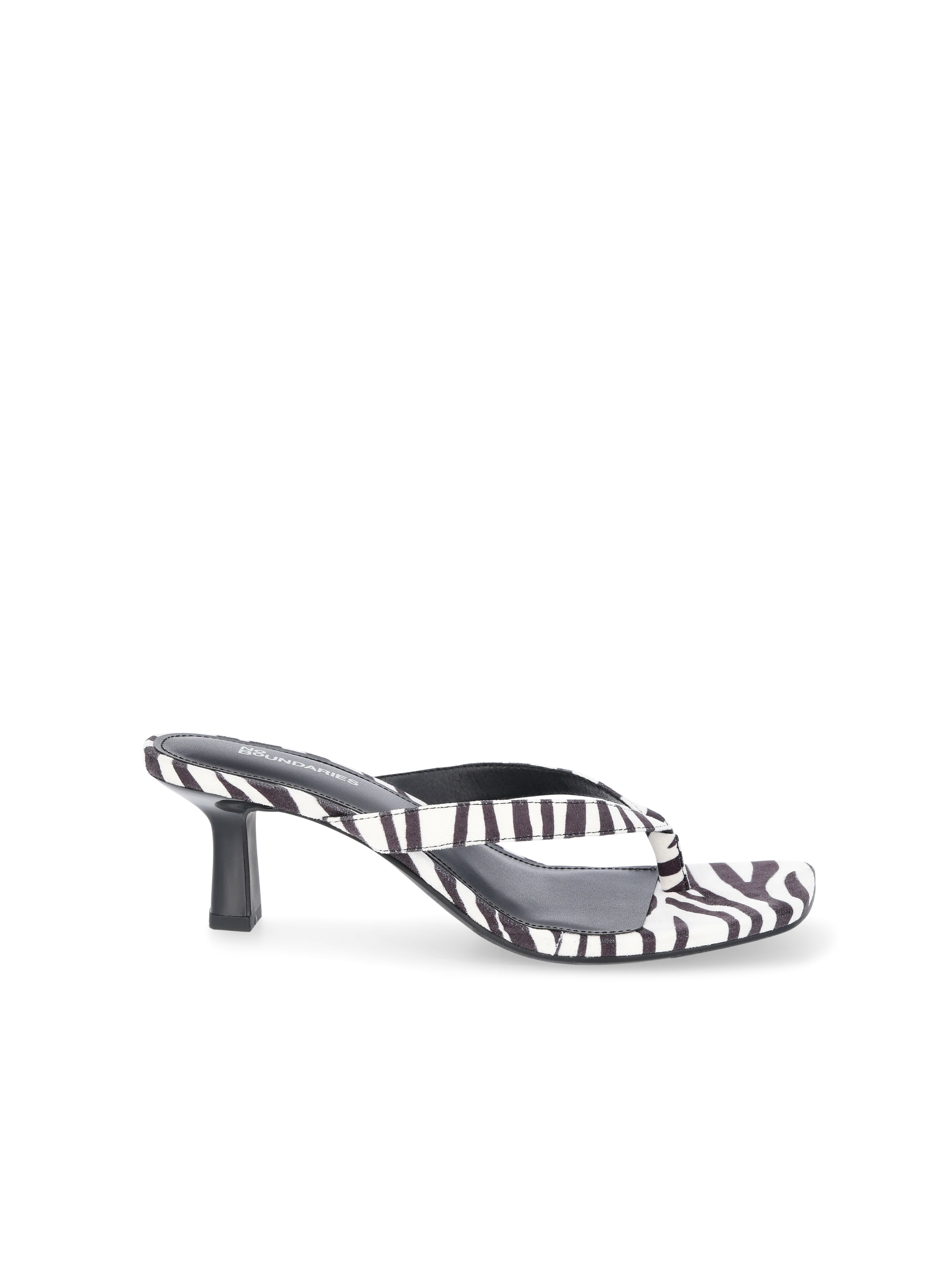 No Boundaries Women's Kitten Heel Thong Sandals
