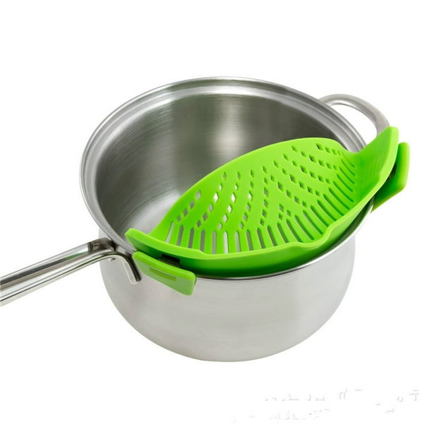 Passoire en silicone avec 2 entonnoirs pliables - Fixez la passoire à la  casserole pour égoutter vos aliments - FineGood Red : : Cuisine et  Maison