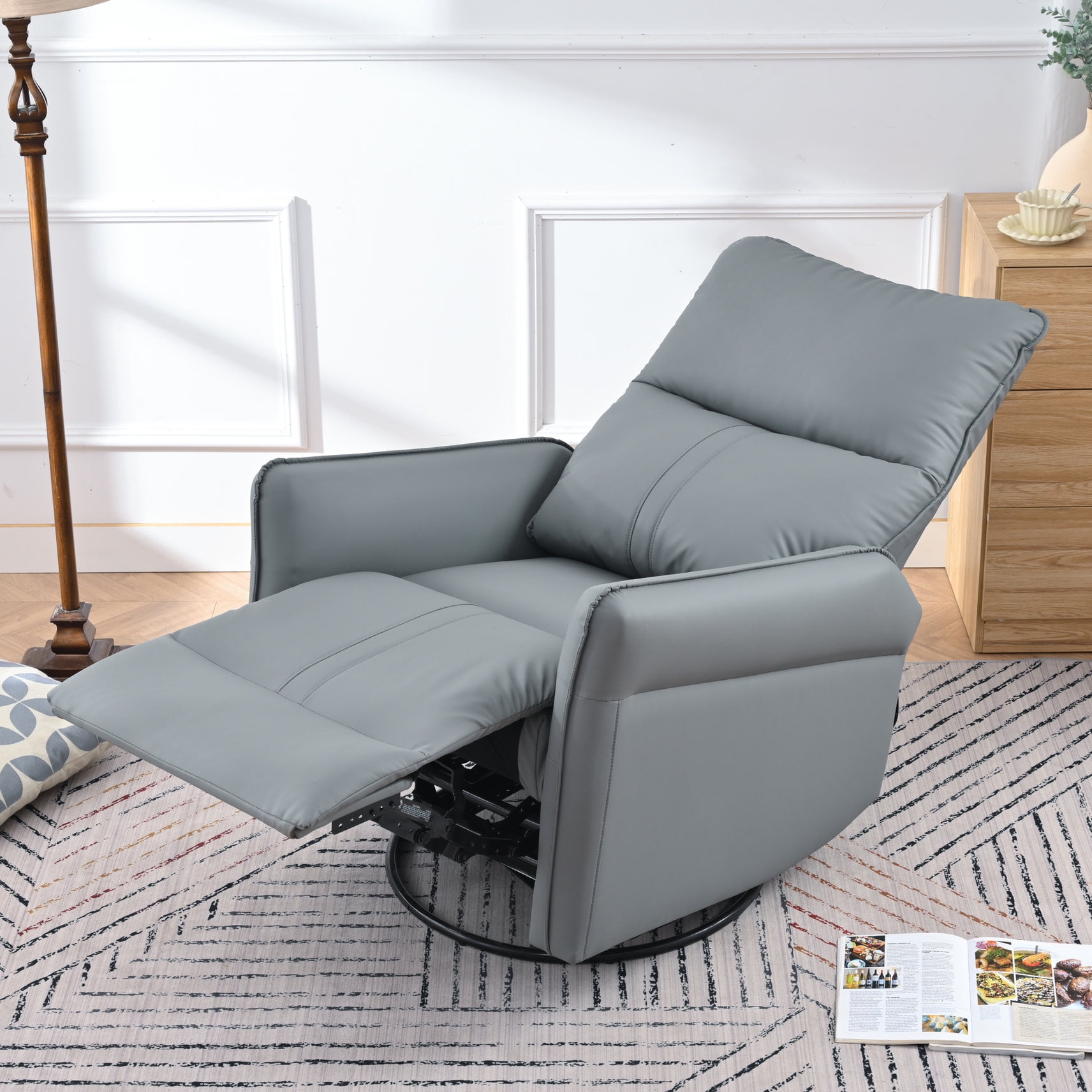 Rocking Recliner with Side Pockets / Great for Reading in the Bedroom