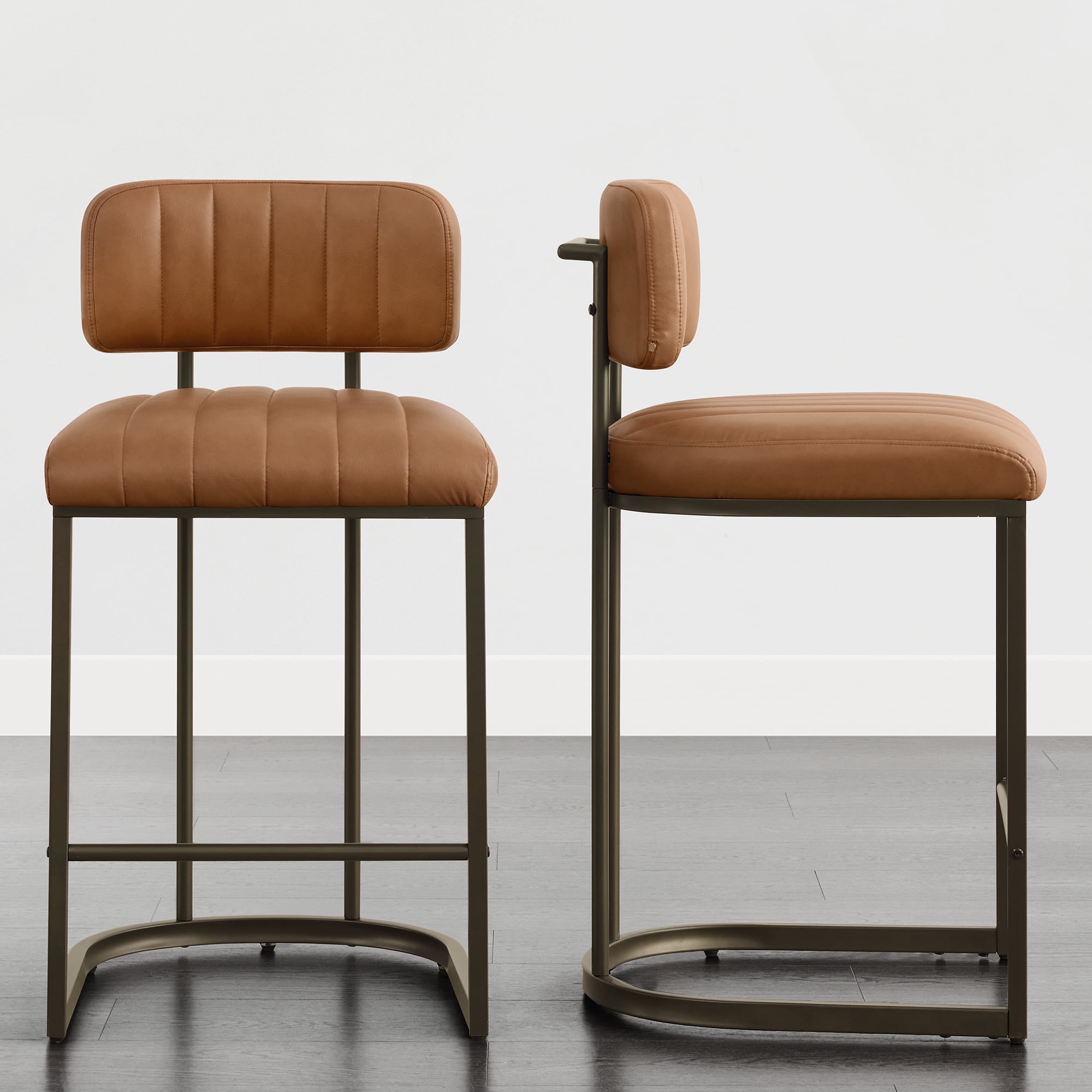 Spruce & Spring 30.5" Swivel Bar Stools Set of 2, Upholstered Bar Chairs with Curved Back & Channel Tufting, Metal Base for Kitchen Island & Home Bar, Brown