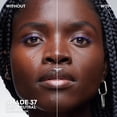 thumbnail image 2 of Foundation Urban Decay Face Bond autoendurecible a prueba de agua, 2 of 8