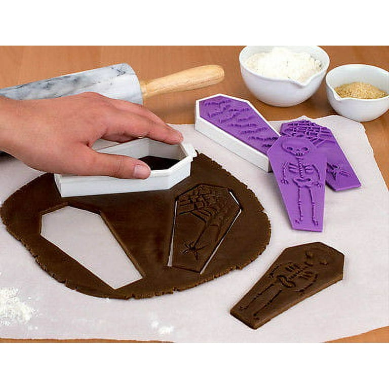 Halloween Coffin Brownies (Wilton skeleton mold demonstration #9/homemade  cookie cutters) 