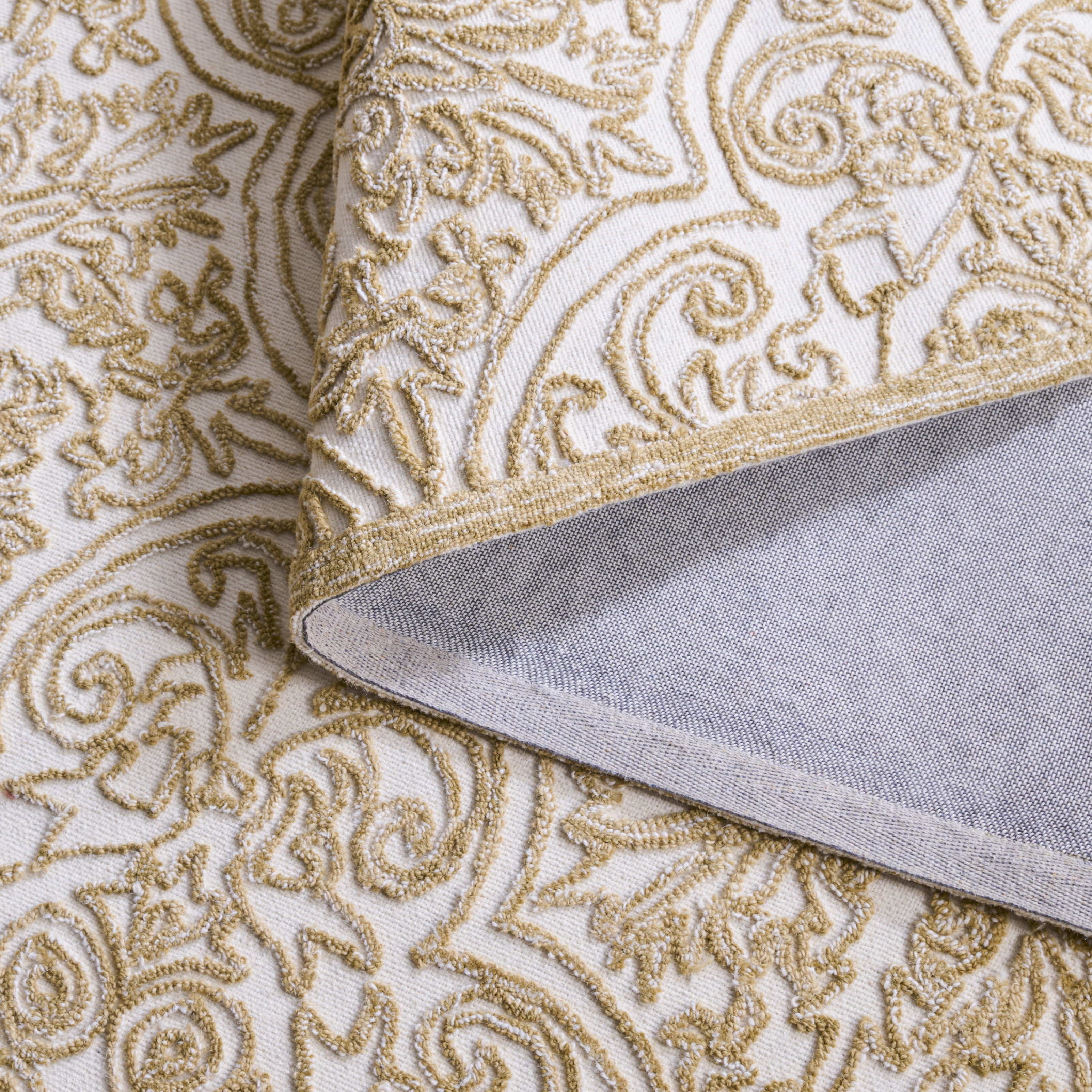 Safavieh Martha Stewart Trace Justina Floral Area Rug, Ivory/Olive, 8' x 10'