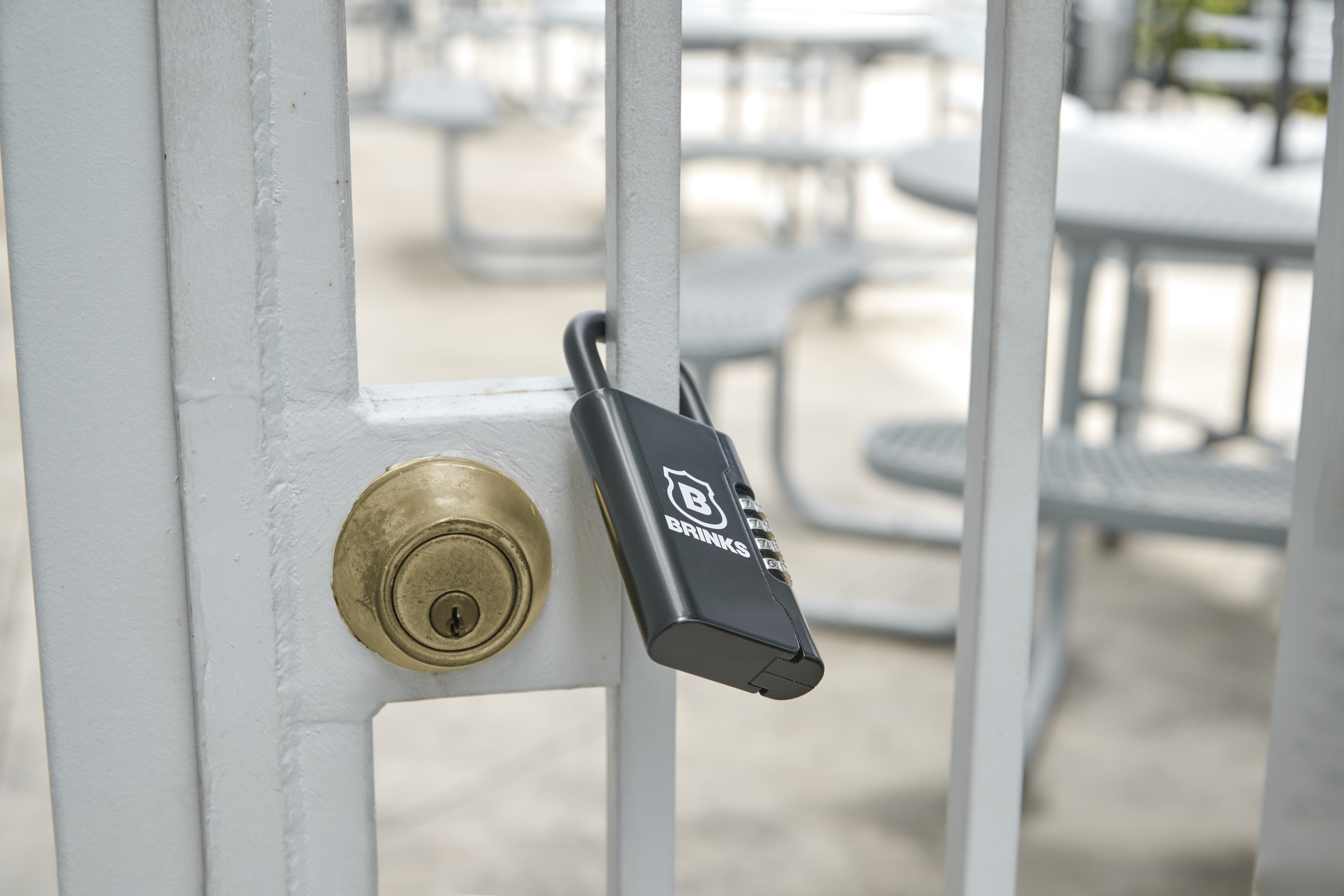 Brinks Portable Key Lock Box, Combination photo 5