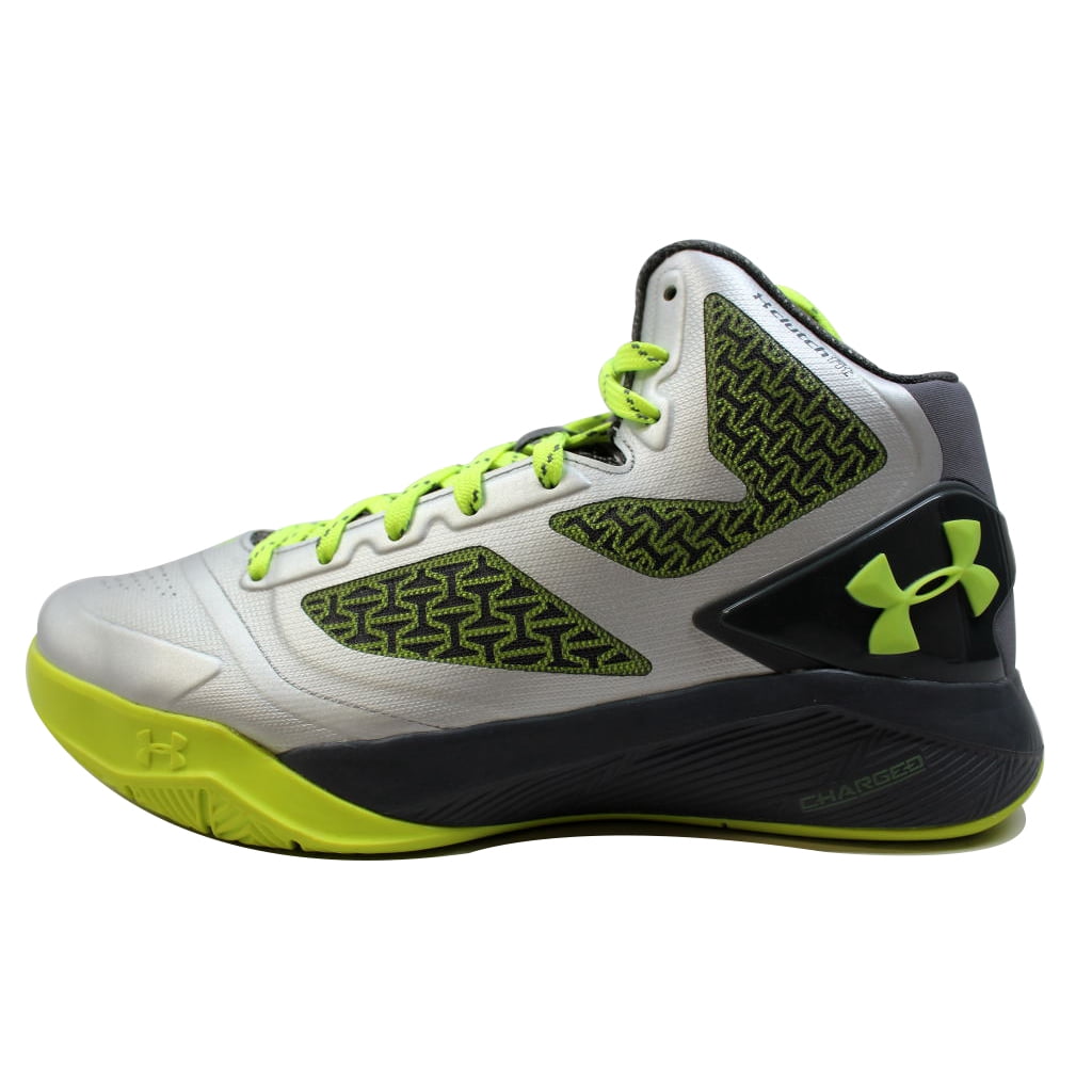 Under Armour Men Clutchfit Drive 2 Basketball Shoes
