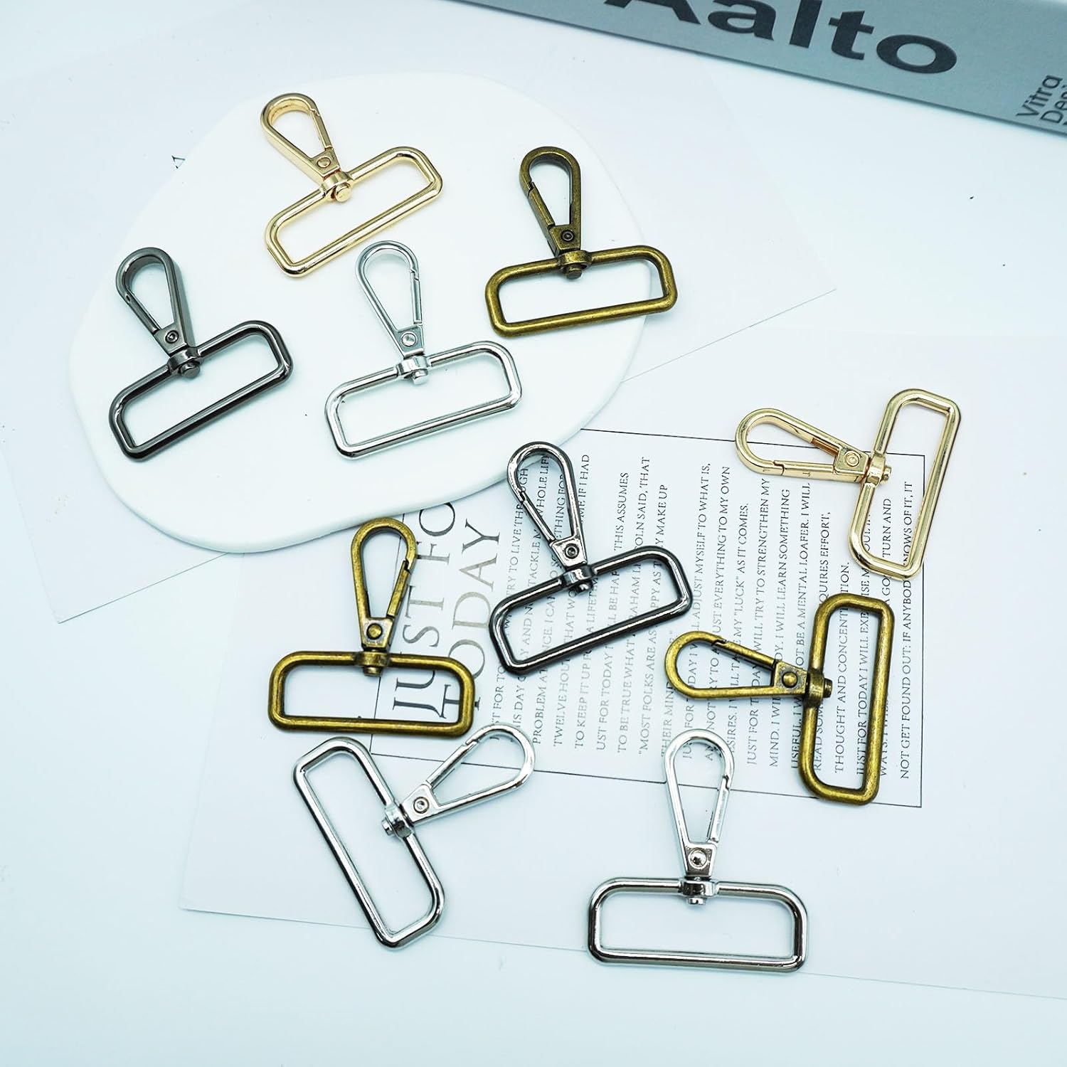 ABCISI 24 Pack 1/1/2 Inch Lobster Claw Swivel Clasps Metal D Ring Snap Hooks Lobster Trigger Lanyard Clasp Clips Hook for Keychain Jewelry DIY Crafts Purse Bag Making (4 Color 1.5 Inch)