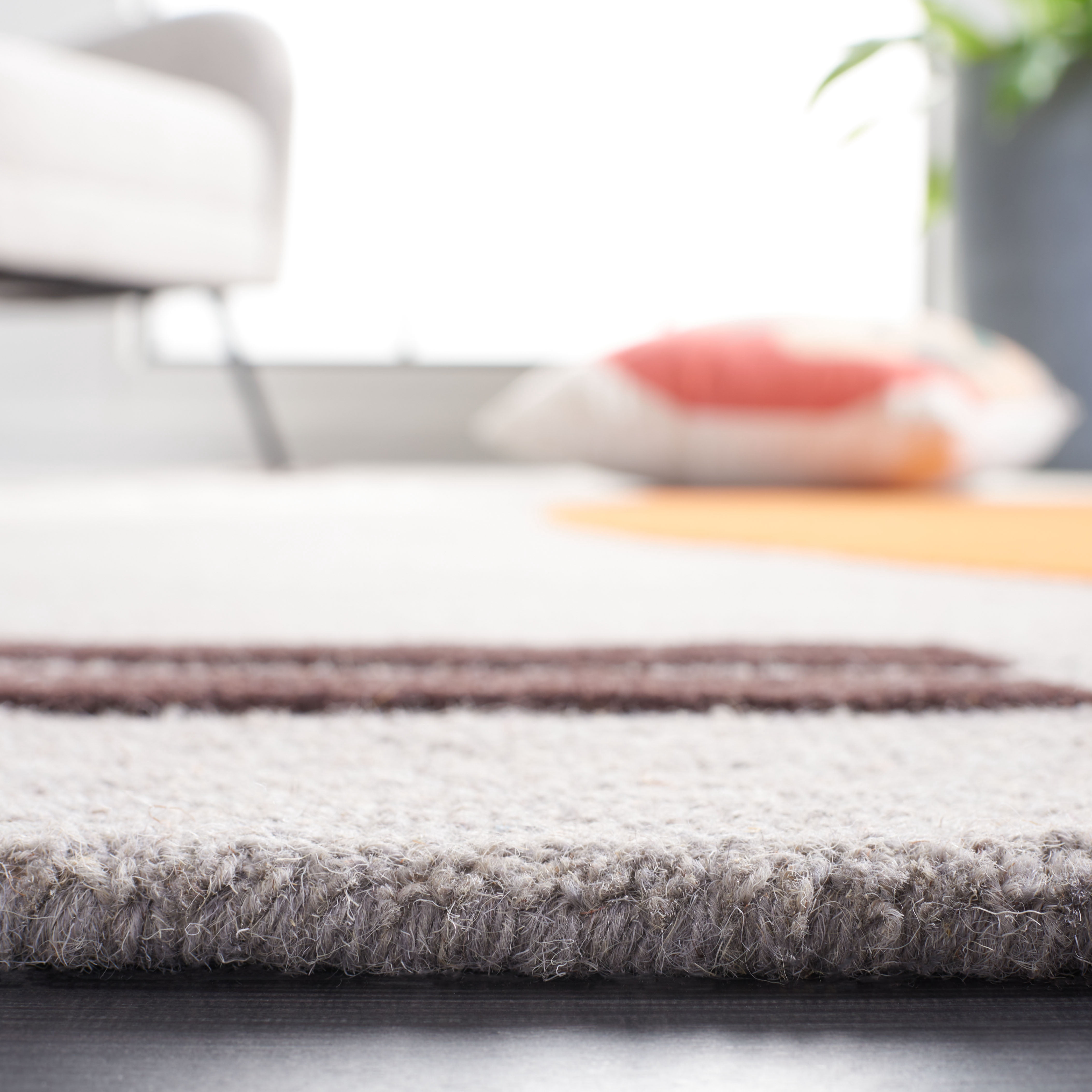 SAFAVIEH Rodeo Drive Dusan Abstract Area Rug, Grey/Rust, 8' x 8' Round