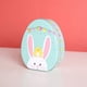 thumbnail image 1 of Caja de dulces de Pascua | Contenedor para guardar aperitivos con diseño de conejo | Envase de regalo navideño para dulces | Decoración para cocina y comedor | Lata de metal de 10,9 x 8,9 x 4,6 cm, 1 of 6