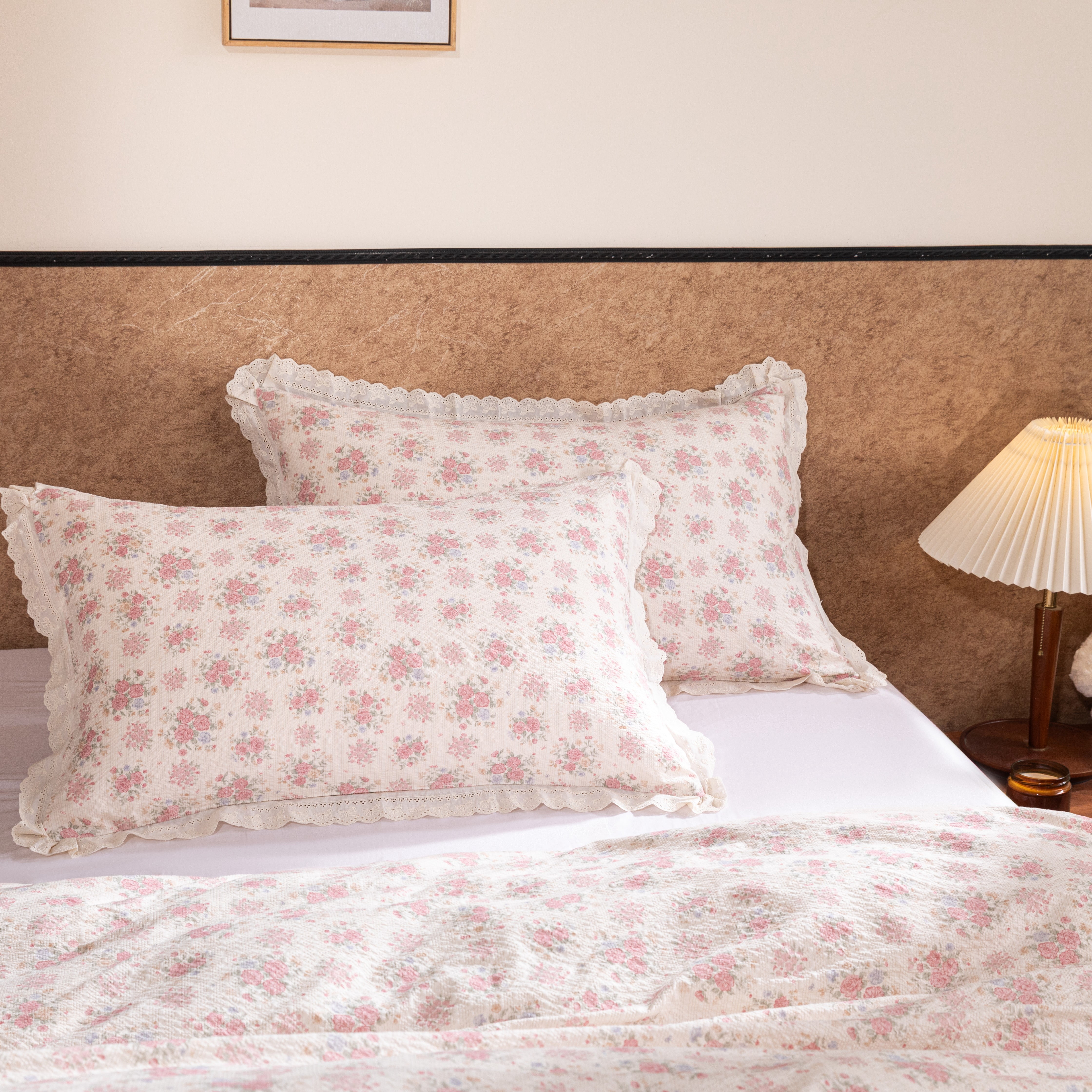 Floral Duvet Cover Twin Pink Flower Bowknot Lace Ruffle Duvet Cover Set Country Vintage Farmhouse Bedding Set for Girls Kids Textured Seersucker Reversible Comforter Cover 3 Pcs