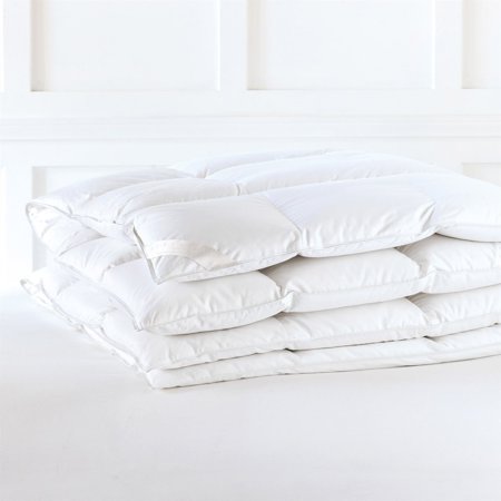 Alexander Comforts Nottingham Medium Weight Hungarian White Goose Down Comforter