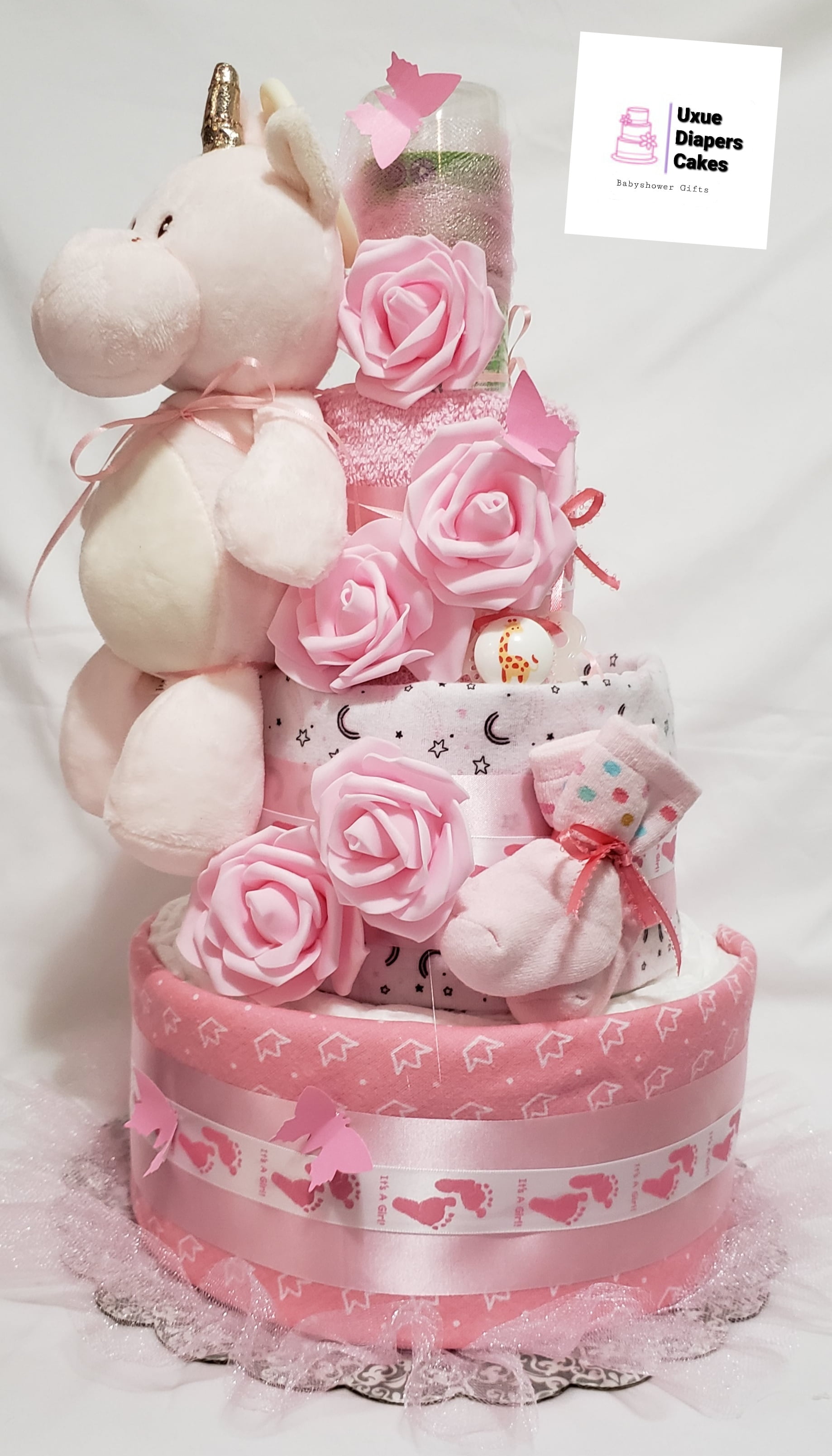 cake made of diapers