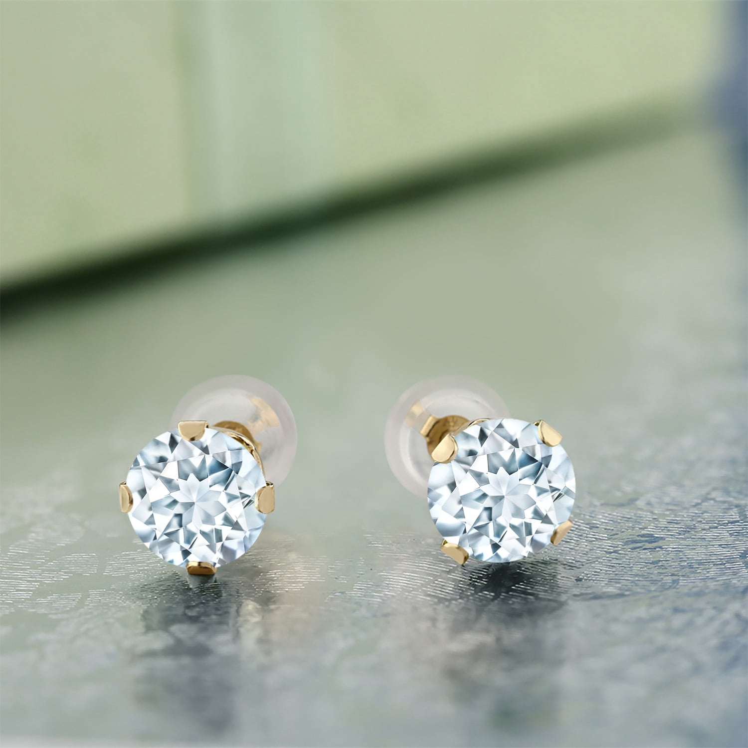 Gem Stone King 1.50 Ct Round Sky Blue Aquamarine 14K Yellow Gold 4-prong Stud Earrings for Women Men 6mm