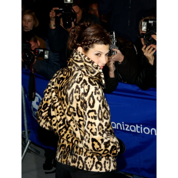 Marisa Tomei At The Opening Night Of The Broadway Play The Good Body, Ny, On November 15, 2004. (Photo David BlackmanEverett Collection) Celebrity (16 x 20)