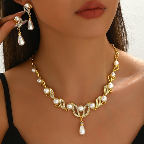 Faty-T Bride Silver Bridal Necklace Earrings Set Crystal Wedding Jewelry Set Rhinestone Choker Necklace for Women and Brides