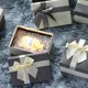thumbnail image 4 of Caja de regalo gris, caja de embalaje con forma de pajarita creativa, caja de regalo rectangular hecha a mano, caja de regalo exquisita y sencilla, 4 of 4
