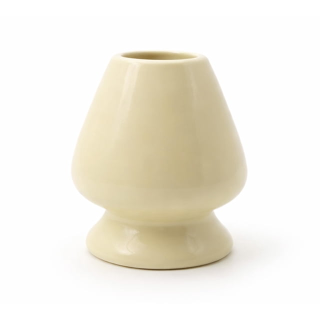 Soporte cerámico para batidor de matcha BlendWell, amarillo claro
