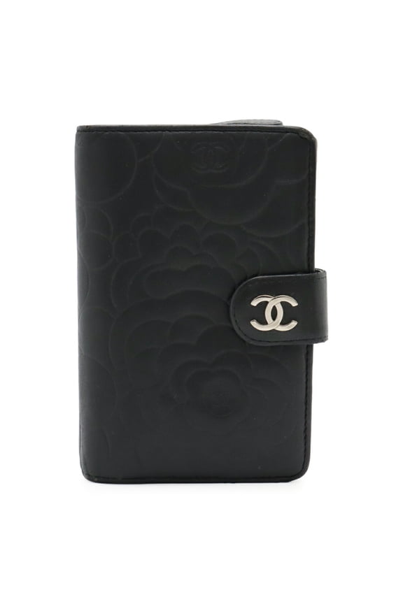 Pre-Owned CHANEL Camellia Embossed Coco Mark Bi-fold Wallet Lambskin Leather Black... (Fair)
