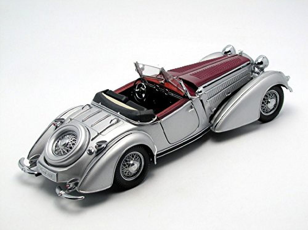 1939 Horch 855 Roadster Silver / Dark Red 1/18 by Sunstar