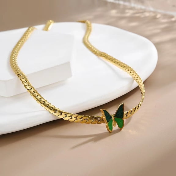 VEYRAH Green Butterfly Flat Chain Necklace for Women, Gold Tone Collar Necklace with Butterfly Accent, Cute Fashion Jewelry Gift for Her