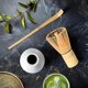 thumbnail image 3 of Juego de batidor de matcha, kit para preparar matcha, soporte de cerámica para batidor, cuchara para té, herramientas tradicionales japonesas para matcha para la ceremonia del té japonesa (blanco,, 3 of 3