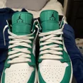 thumbnail image 4 of Size 9 - A i r-Jor-dan 1 Mid Lucky Green, 4 of 6