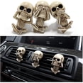 thumbnail image 2 of Adorable esqueleto decorativo para coche, ambientador con clip de ventilación, accesorios interiores para hombres, mujeres, adolescentes, fragancia ambientador de coche para oficina, hogar, decoraciones de Halloween, divertidos regalos de cumpleaños para el día del padre (3 piezas con fragancia) ER, 2 of 7