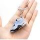 thumbnail image 5 of LLavero de zapatillas de deporte, adorno de bolso de pareja, Mini zapatos de baloncesto estéreo 3D, llavero colgante de coche, 5 of 5