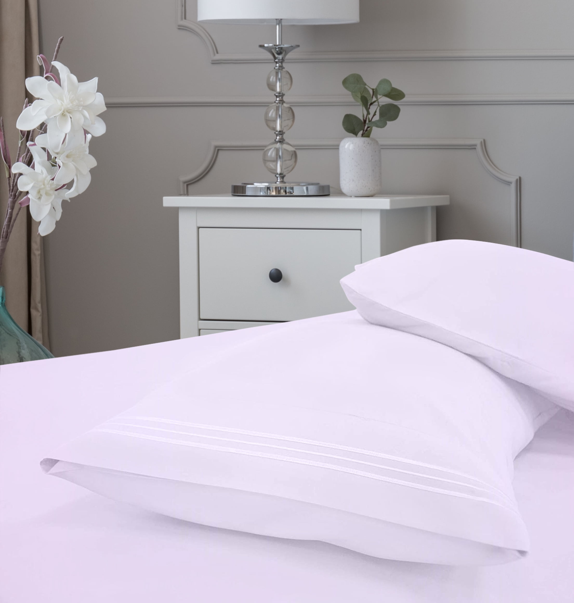 Bamboo Ultra Soft Sheet Set – Wrinkle Free, Deep Pocket, Machine Washable, Hypoallergenic, Fade Resistant Bedding Set - 4 Piece Set (Queen, Lavender)