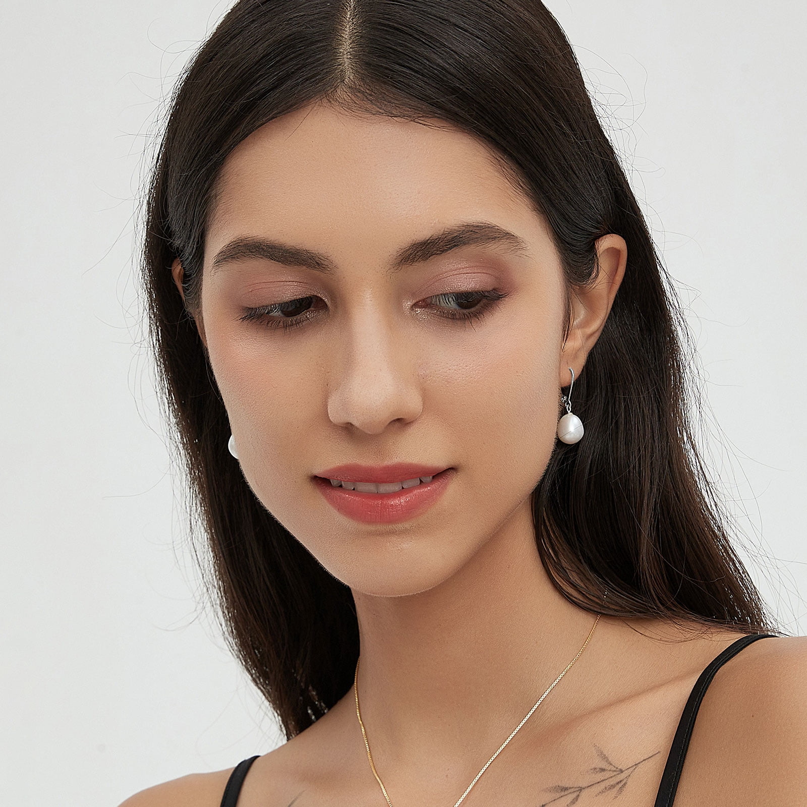 BAMIKI 9-10 mm Cultured Pearl Drop Earrings for Women, 925 Sterling Silver Leverback Dangle Earrings, Hypoallergenic Jewelry Gift