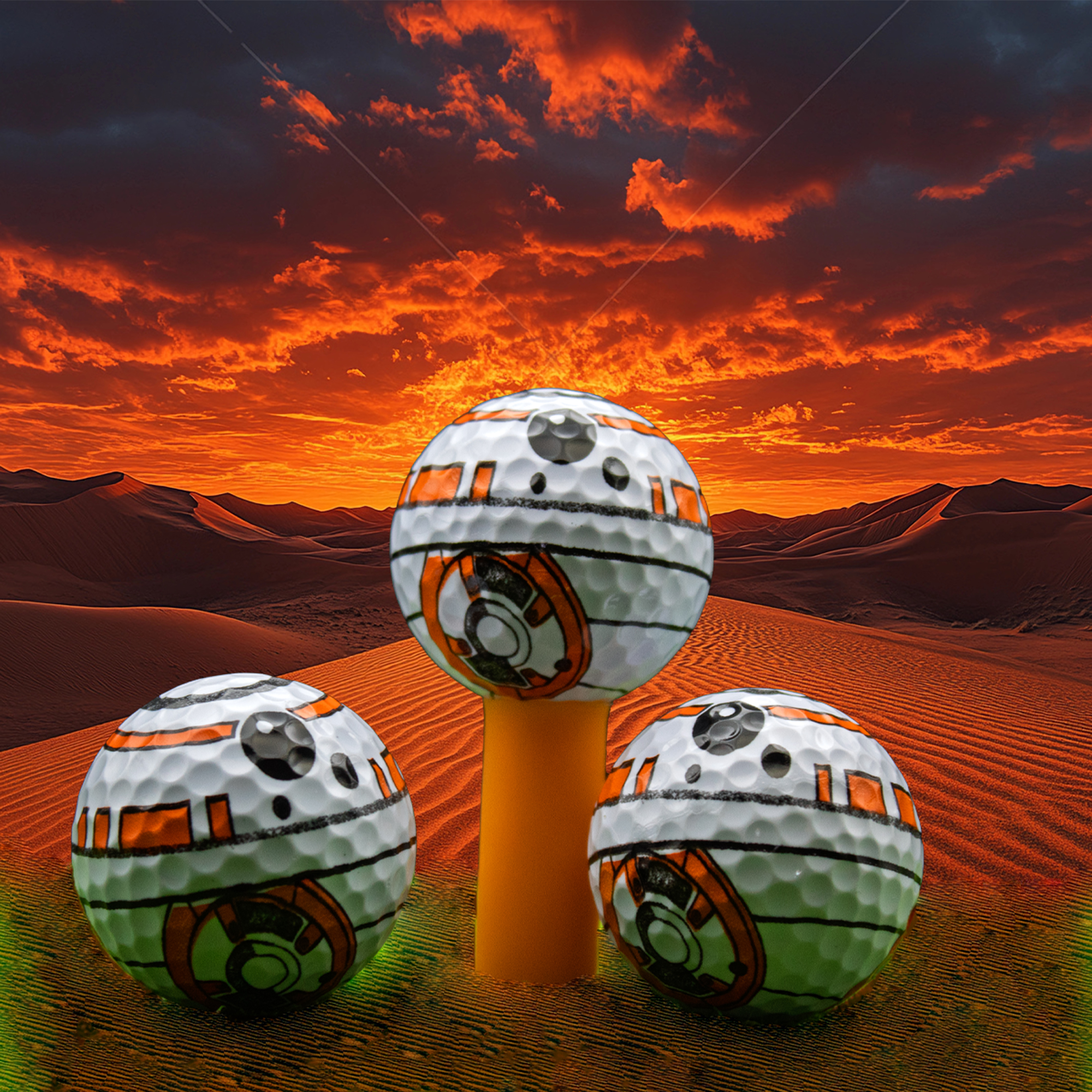 BB8, Death Star, R2D2 and 10 Tees Golf Set in Candy Cane