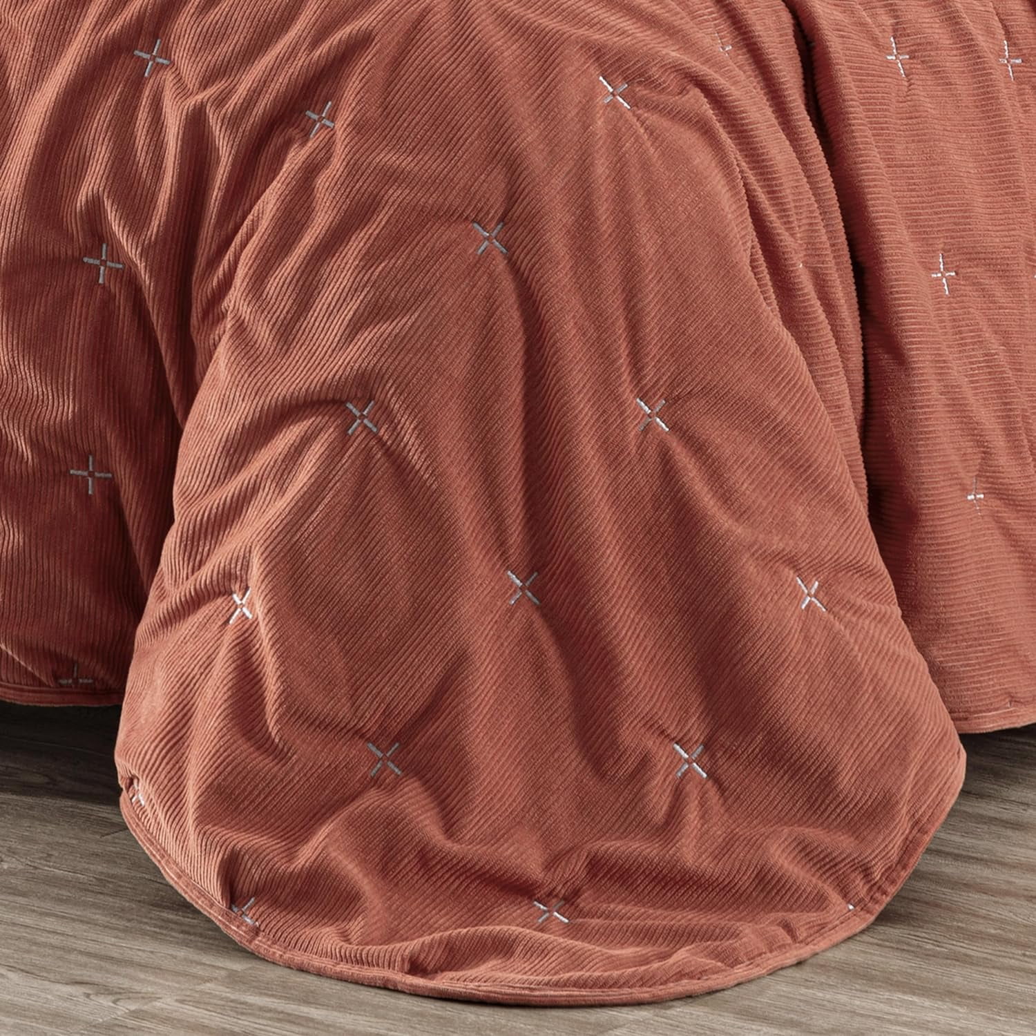 Chezmoi Collection Corduroy Queen Quilt Set Terracotta, 3-Piece Luxury Soft Cross Stitch Polyester Corduory Lightweight Bedspread, 1 Quilt 90 in x 94 in and 2 Pillow Shams 20 in x 26 in
