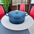 thumbnail image 5 of Olla holandesa de hierro fundido esmaltado con tapa, 7 cuartos, redonda, apta para hornear pan, apta para horno hasta 260 °C, color azul lago, 5 of 5