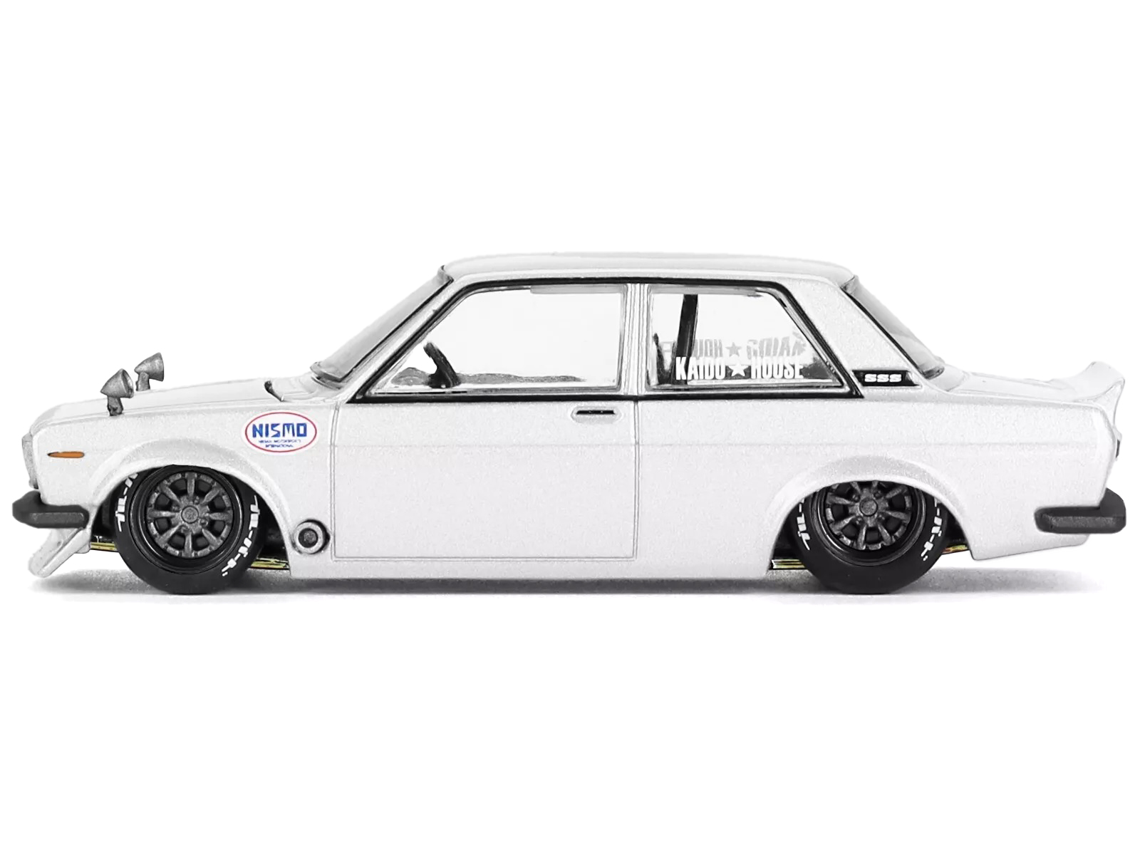 MINI GT 1/64 - DATSUN 510 Street Nismo V2 - 1969