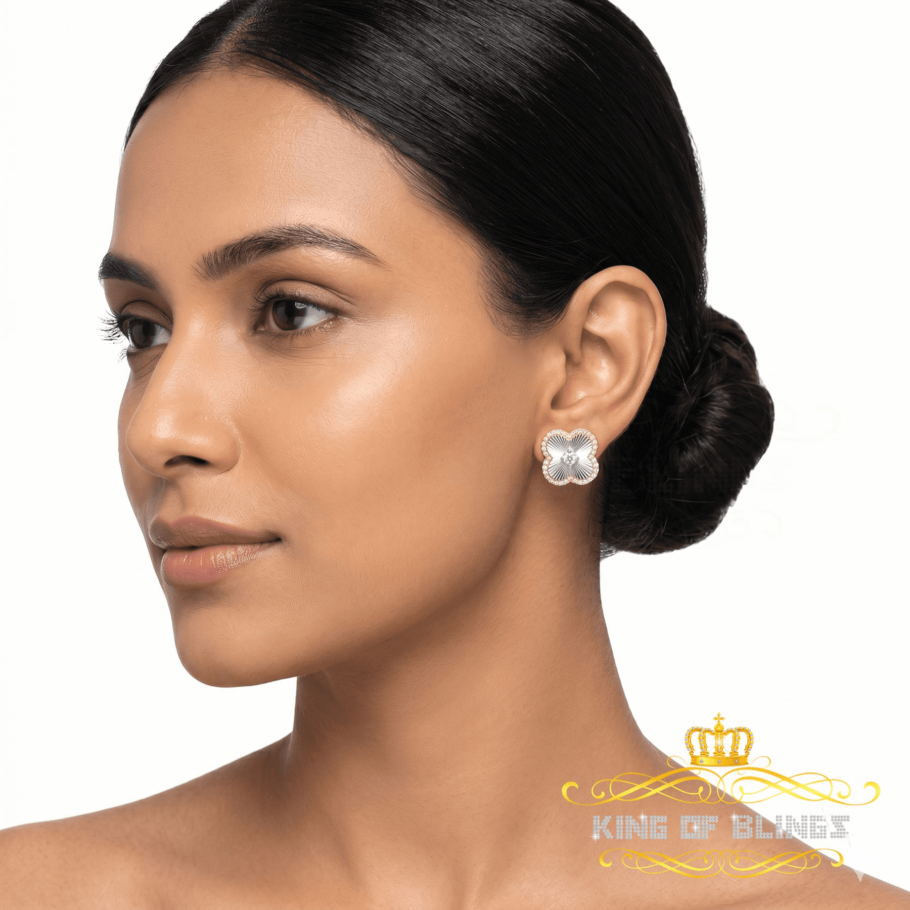 King of Bling's 925 Yellow Silver0.66ct VVS 'D' Moissanite Square Stud Earring Men's/Womens