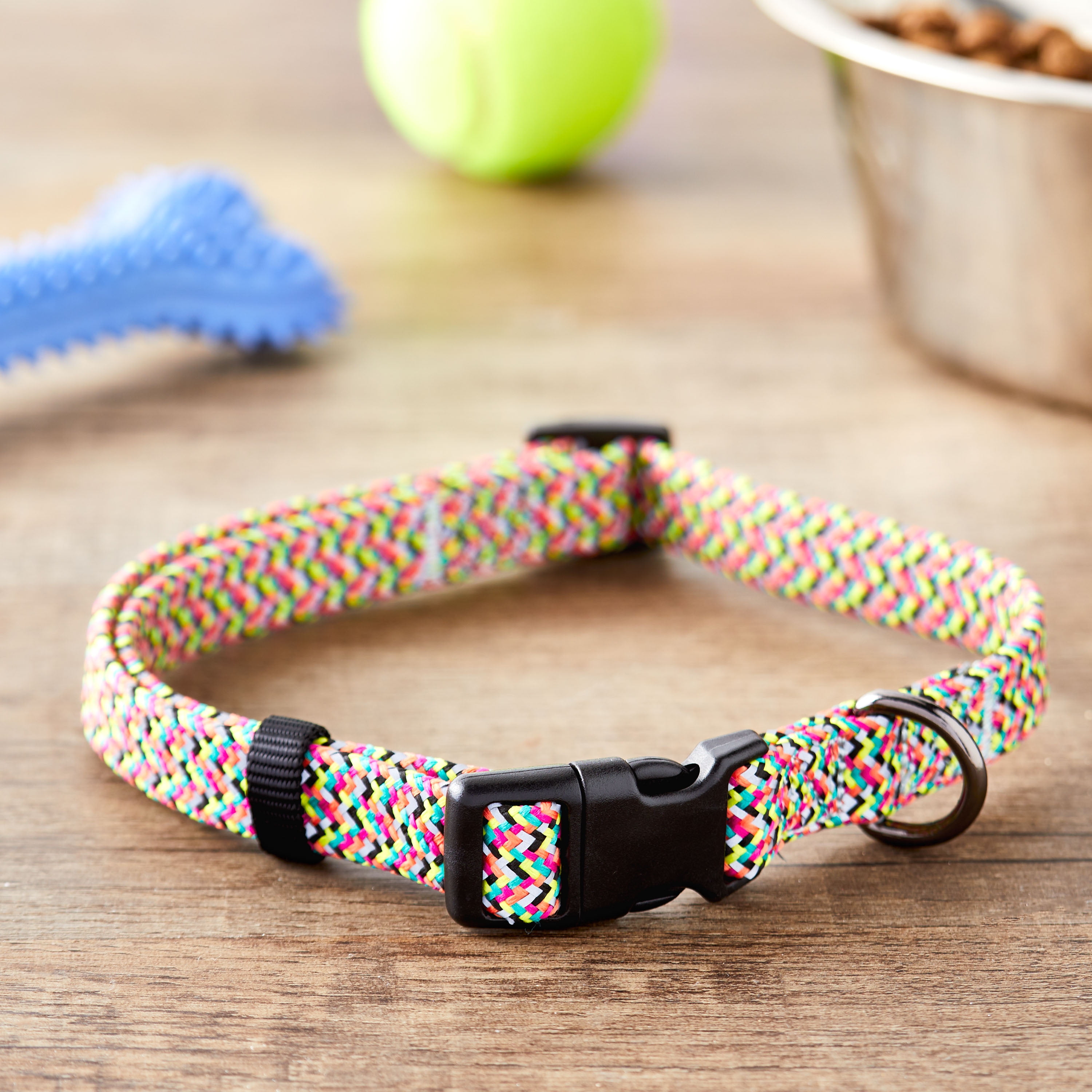 Vibrant Life Chevron Reflective Adjustable Dog Collar, Large