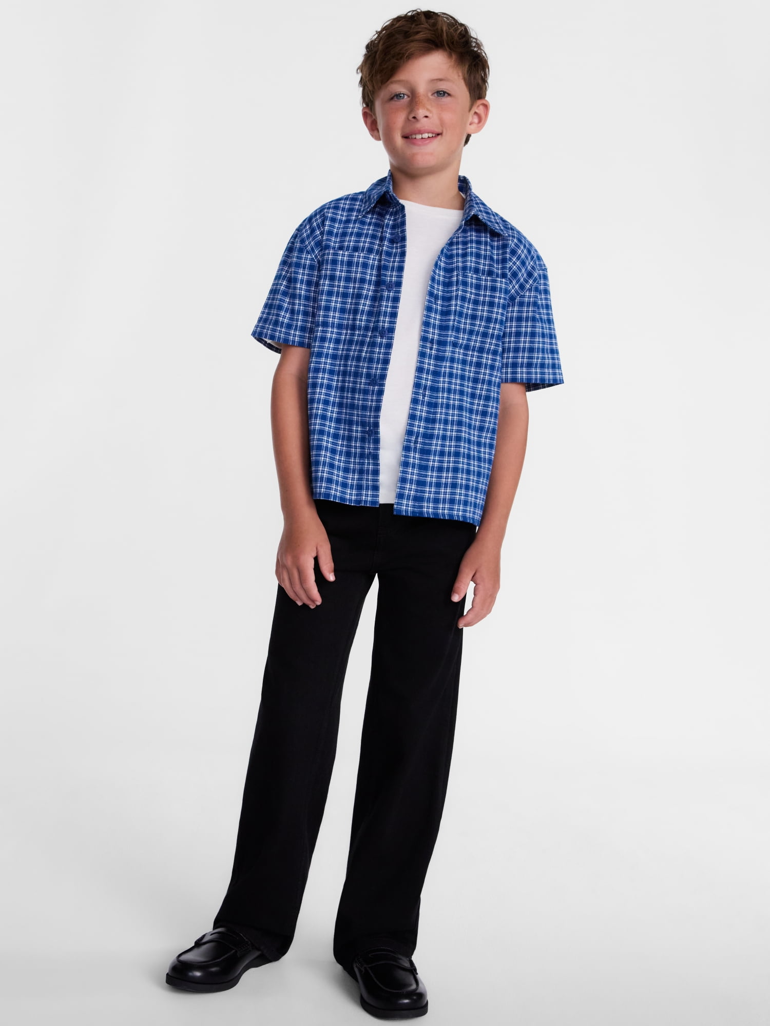 Wonder Nation Boys' Button Front Cotton Shirt with Short Sleeves, Sizes 4-18 & Husky