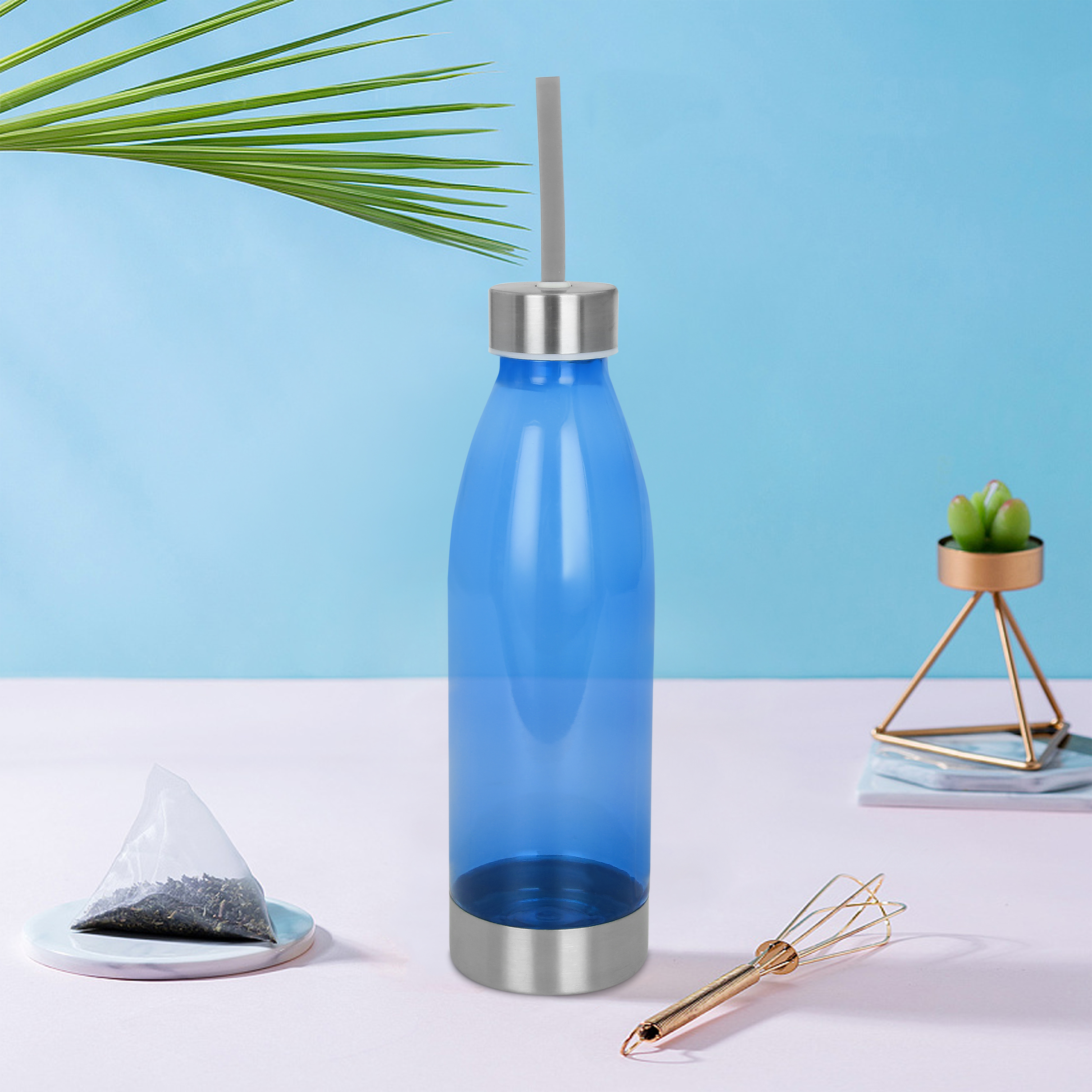Mainstays 22 oz (22 fluid ounces) Blue and Silver Plastic Water Bottle with Screw Cap