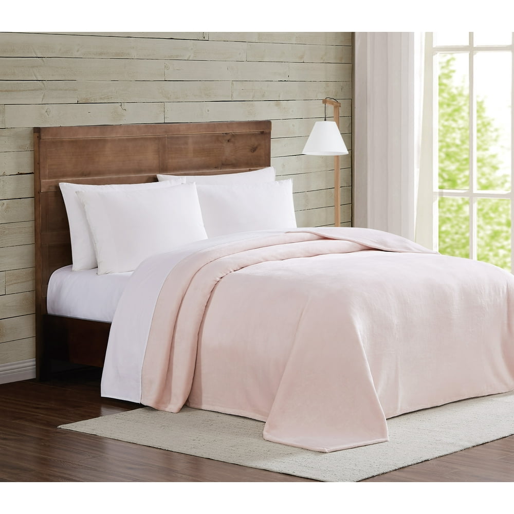Truly Soft Velvet Plush King Blanket in Blush
