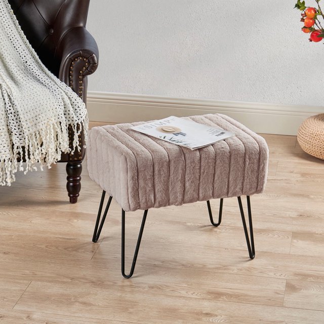 HOME SOFT THINGS OTOMAN/TABURETE SUPER SUAVE DE PIEL SINTÉTICA. OTOMAN TAPIZADO PARA REPOSAPIÉS CON PATAS DE METAL NEGRO Y ASIENTO ACOLCHADO. 48X33X43CM, CACHEMIRA PURA