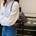 thumbnail image 5 of Bolsa De Hombro Bolsa de hombro con cordón para mujer, Bolsa de mano plisado, informal, brillante, 5 of 5