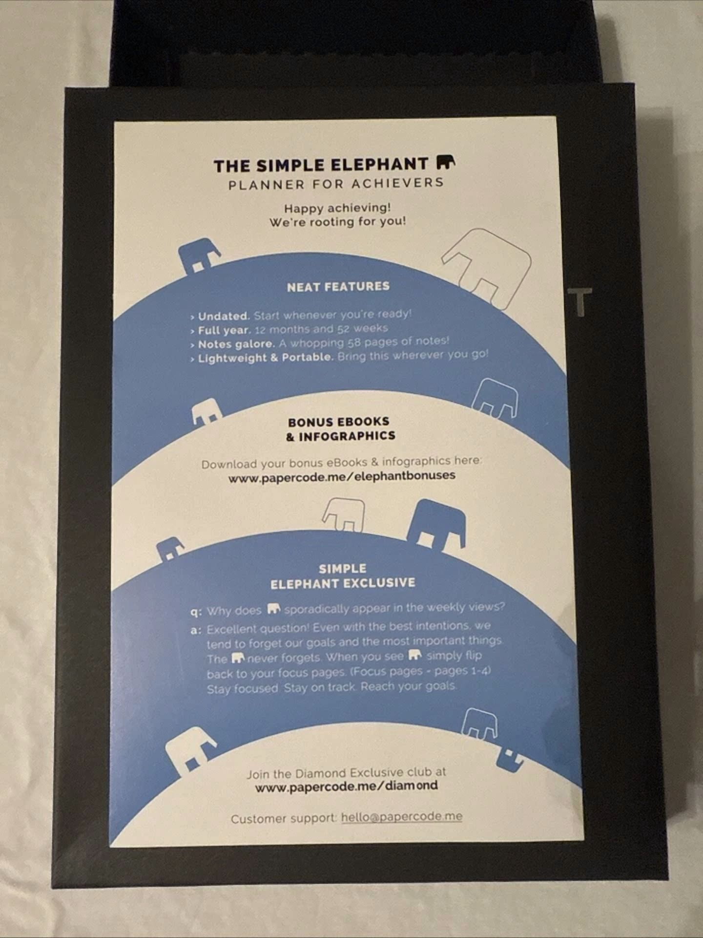 CIRCLE- The Simple Elephant Daily 2025 Planner. Undated Pages. Stickers Included. A5