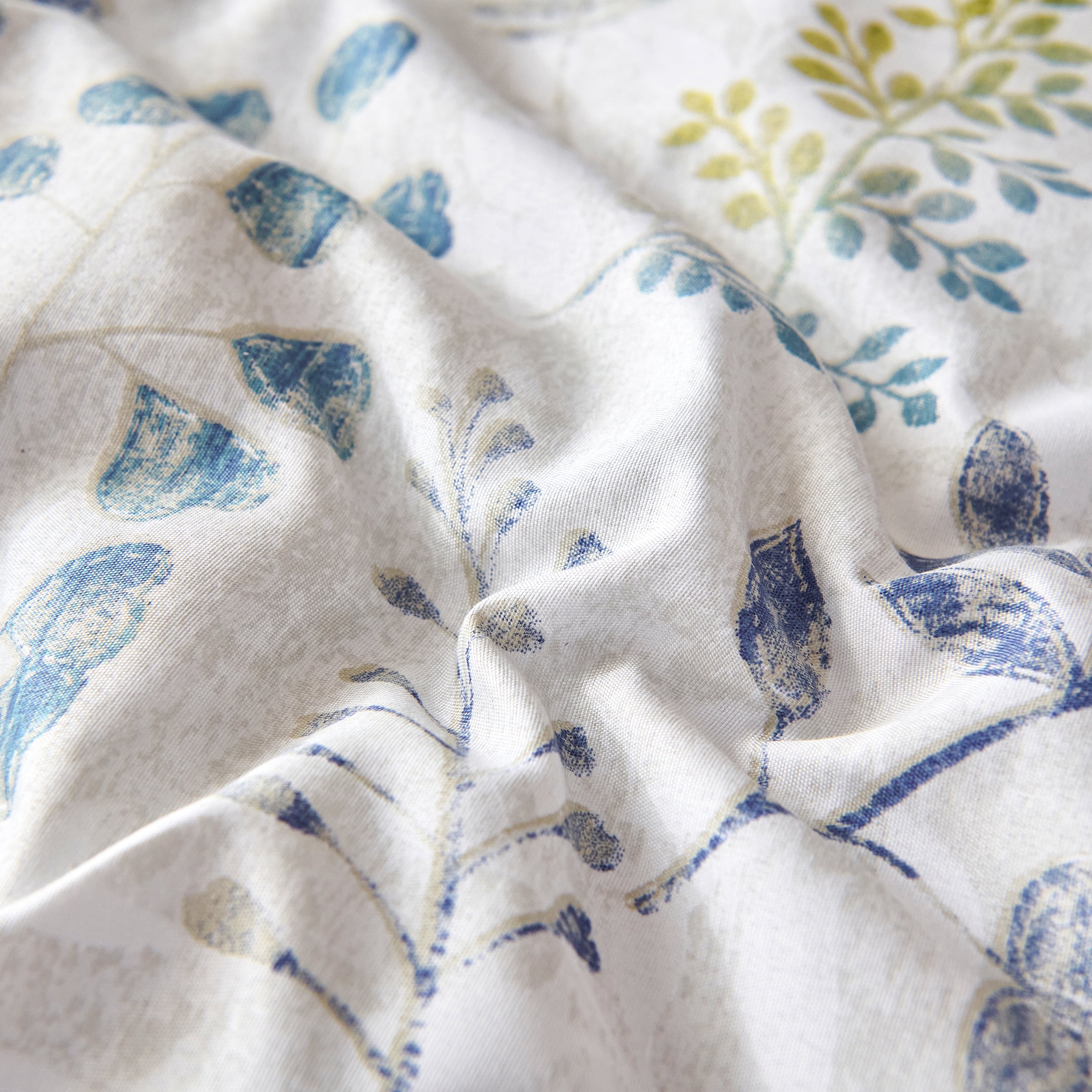 2-Piece Floral Comforter Set Twin Size, Blue and Light Gray Botanical, Soft Microfiber All-Season Bedding for Adults & Teens