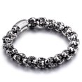 thumbnail image 1 of Pulsera de calavera de acero de titanio retro de moda para hombre, pulsera de fantasma de acero inoxidable con personalidad de tendencia, joyería, 1 of 6