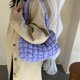 thumbnail image 4 of Bolso bandolera de un solo hombro para mujer, de algodón arrugado, de moda, nuevo estilo de invierno 2025, con hilo bordado, de gran capacidad, sencillo e informal., 4 of 5