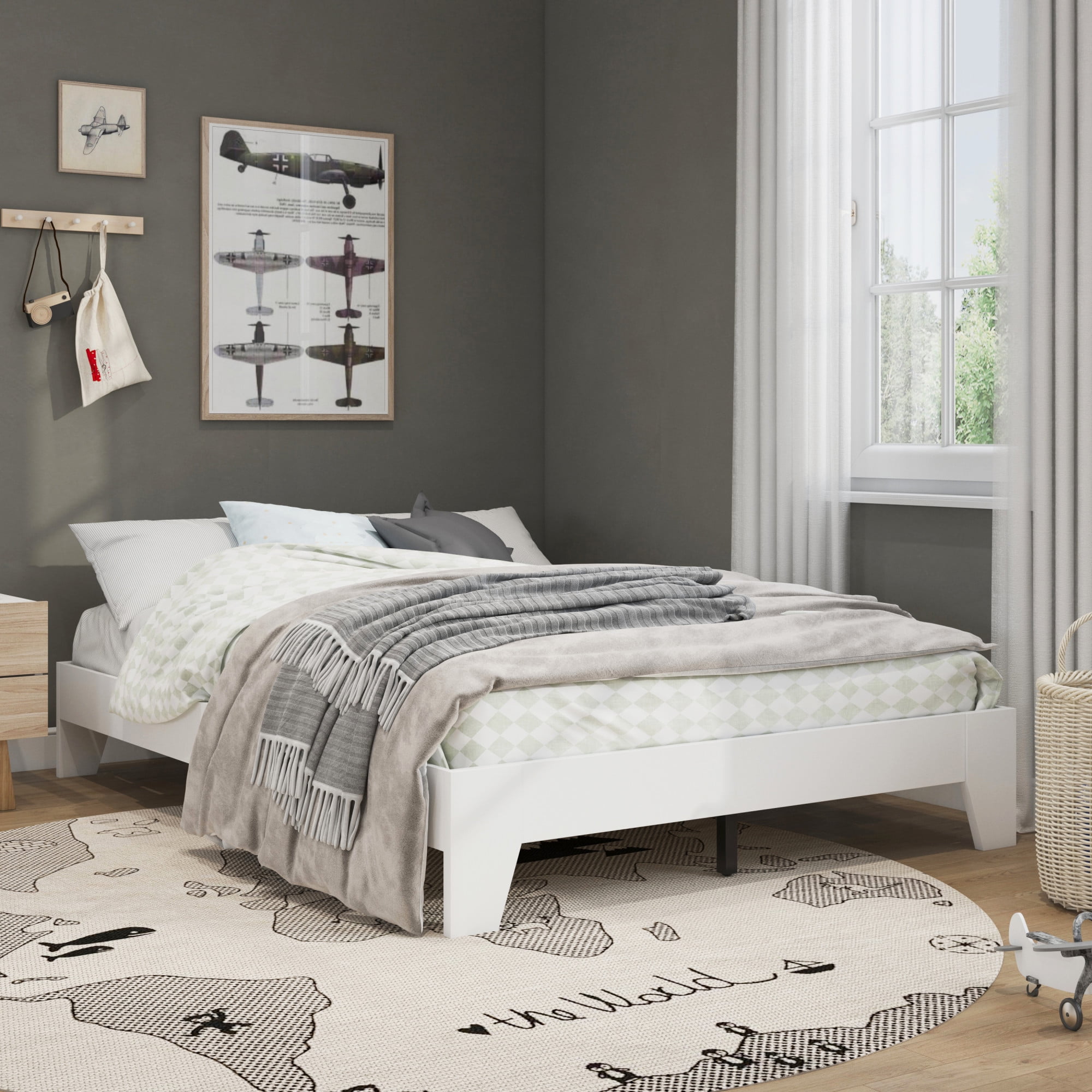 Hillsdale Furniture Casey Full Wood Platform Bed, White