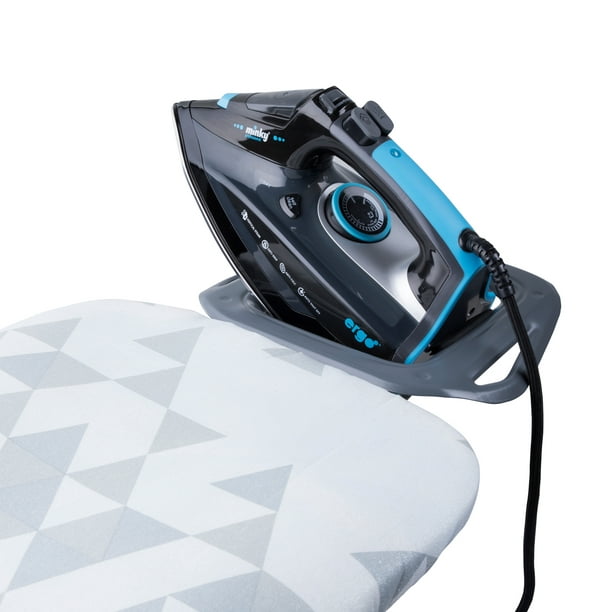 I'm loving this mini steam iron ($13!)! It makes pressing edges so much  easier : r/quilting
